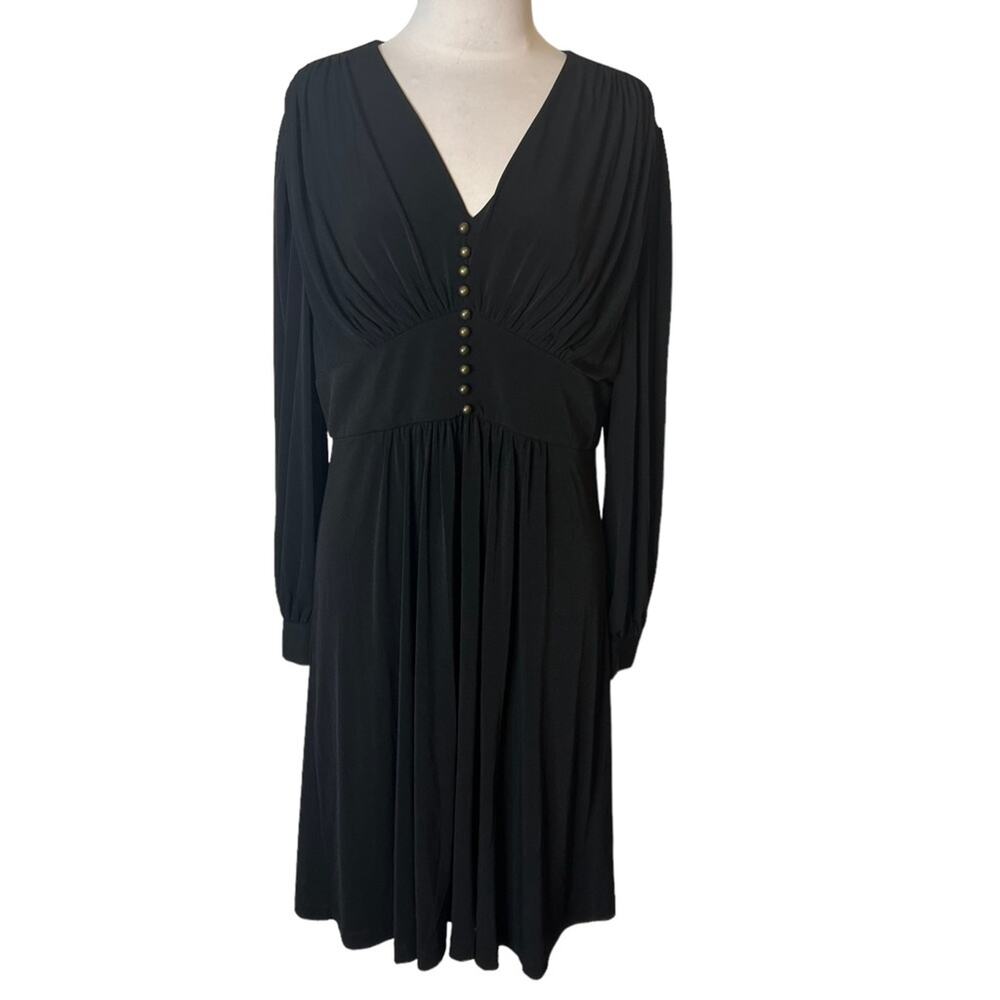 NWOT Vicky Tiel black long‎ sleeve button dress